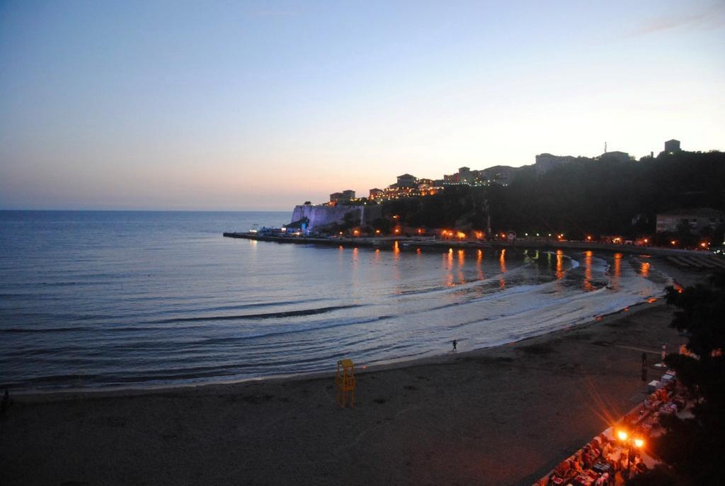 Hotel Cruiser Ulcinj Exterior foto