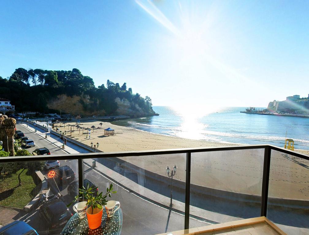 Hotel Cruiser Ulcinj Exterior foto