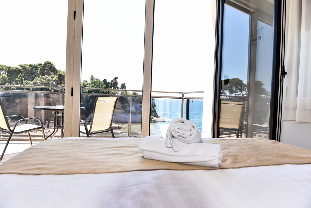 Hotel Cruiser Ulcinj Exterior foto