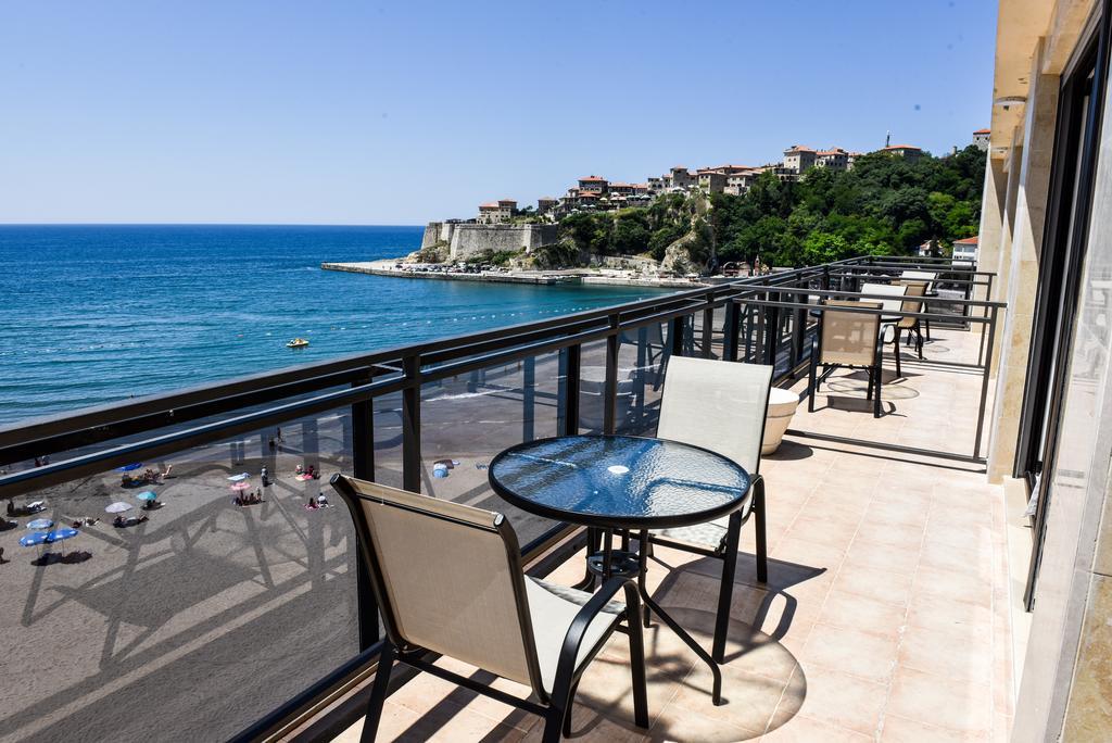 Hotel Cruiser Ulcinj Exterior foto
